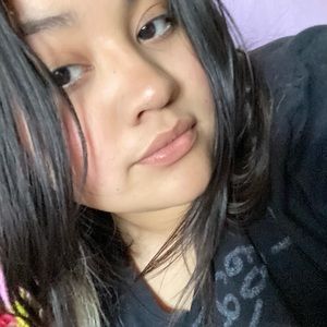 Meet your Posher, Alondra